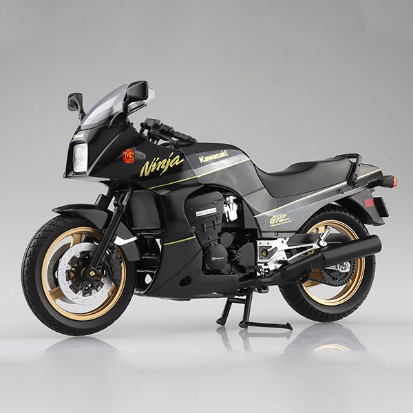 1/12 ī�ͻ�Ű GPZ900RQ ���� [8���԰��Ϸ�] [4905083109229]