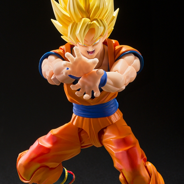 [����] [S.H.Figuarts] �巡�ﺼZ - ���� ���̾��� �տ��� ������ ���� [4573102676122]