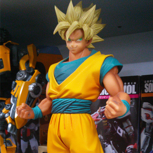 ������ ��Ÿ �ǽ� �� ���̾��� �տ��� [�߰���ǰ]