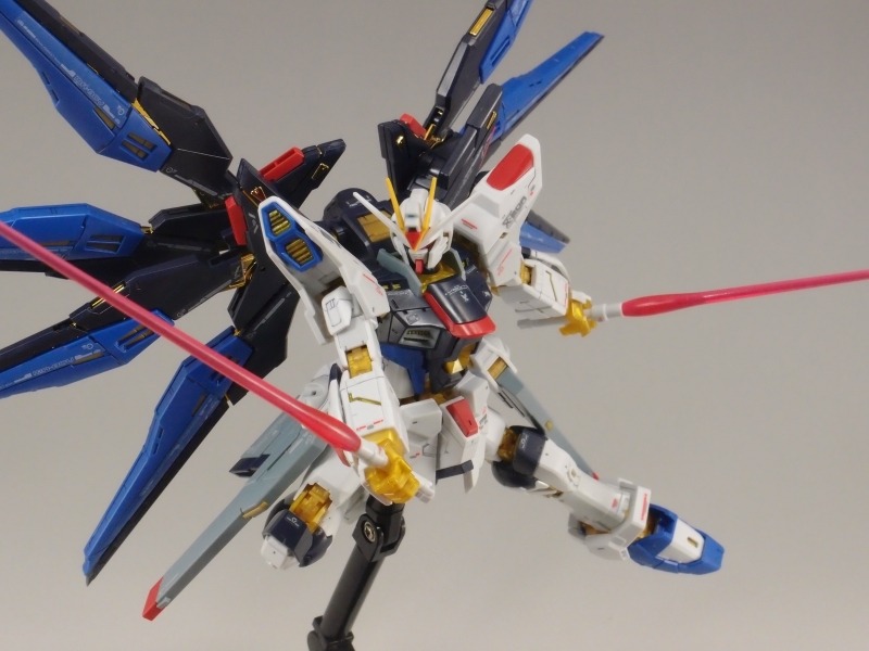 [RG 14] 1/144 ��Ʈ����ũ ������ �Ǵ� [4���԰��Ϸ�] [4573102616173]