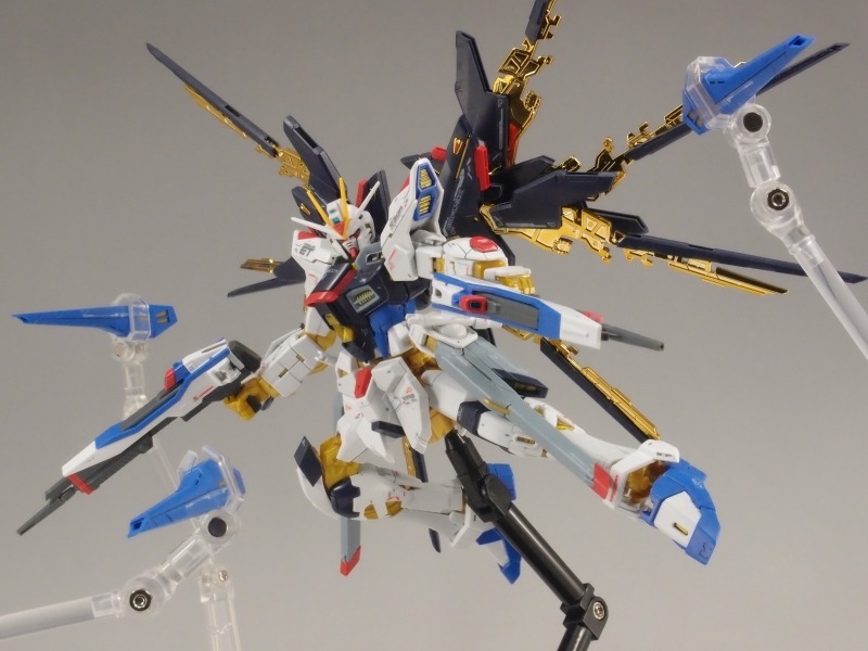 [RG 14] 1/144 ��Ʈ����ũ ������ �Ǵ� [4���԰��Ϸ�] [4573102616173]