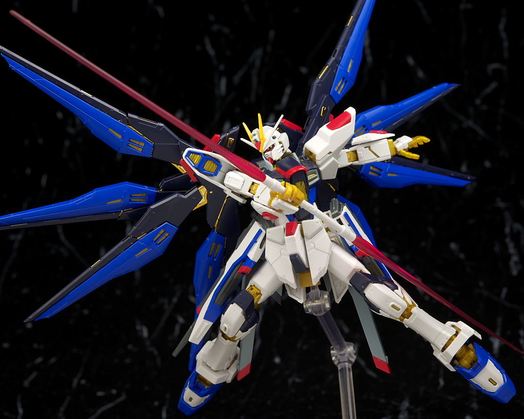 [RG 14] 1/144 ��Ʈ����ũ ������ �Ǵ� [4���԰��Ϸ�] [4573102616173]