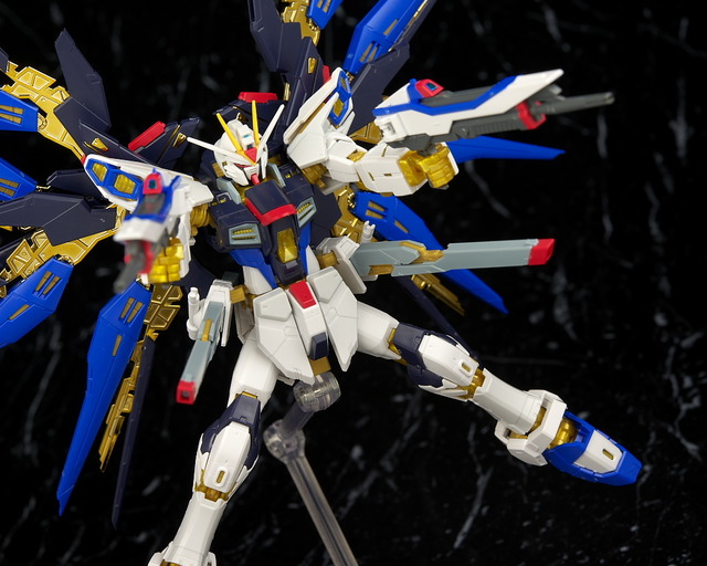 [RG 14] 1/144 ��Ʈ����ũ ������ �Ǵ� [4���԰��Ϸ�] [4573102616173]