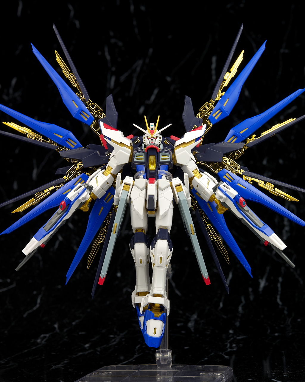 [RG 14] 1/144 ��Ʈ����ũ ������ �Ǵ� [4���԰��Ϸ�] [4573102616173]