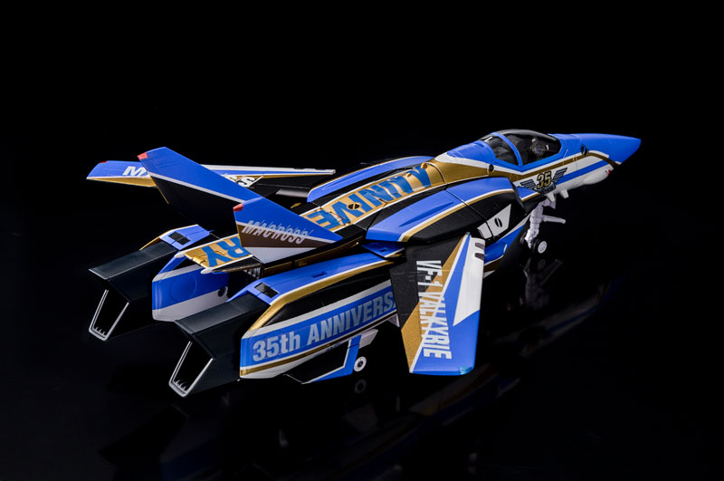 1/60 �ʽð���� ��ũ�ν� �������� VF-1J ��ũ�ν� 35�ֳ� ��� ����� [8���԰��Ϸ�] [4582482821442]