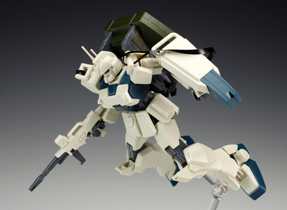 [HGUC 155] 1/144 �Ǵ� Ez-8 [1���԰��Ϸ�] [4573102557537]