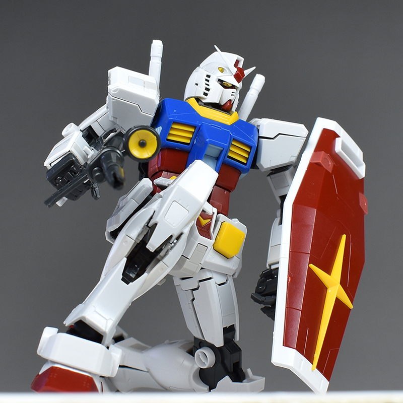 [RG 01] 1/144 RX-78-2 �۽�Ʈ �Ǵ� [6���԰��Ϸ�] [4573102615947]