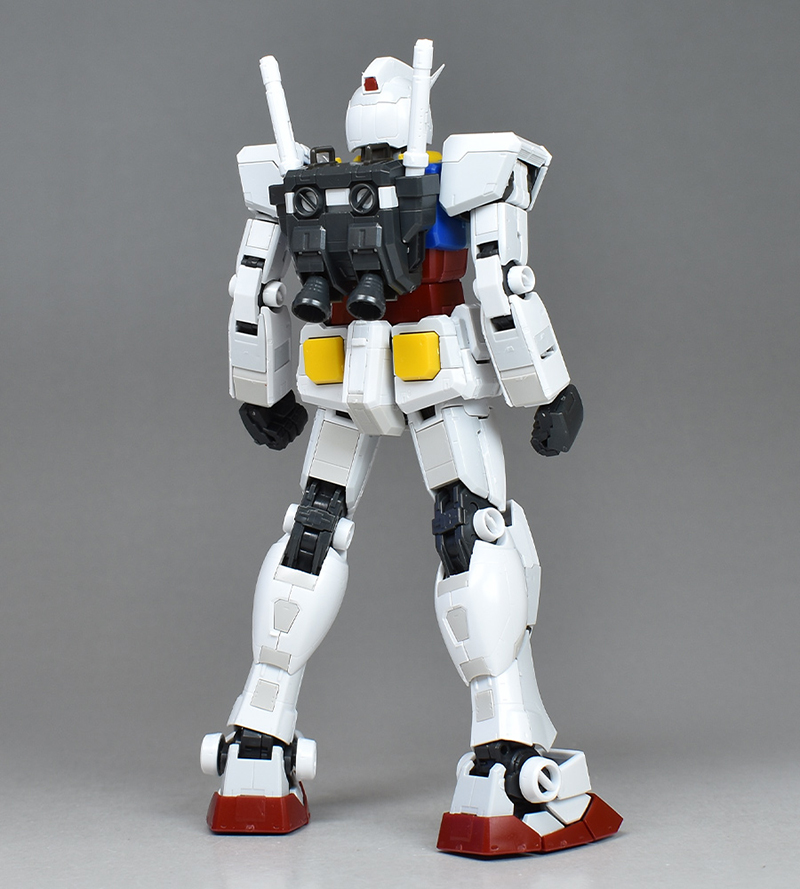 [RG 01] 1/144 RX-78-2 �۽�Ʈ �Ǵ� [6���԰��Ϸ�] [4573102615947]