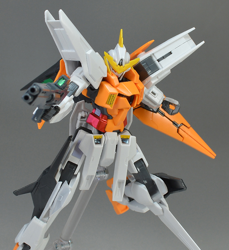 [����] [HG-OO 4] 1/144 �Ǵ� ť������ [4573102579287]