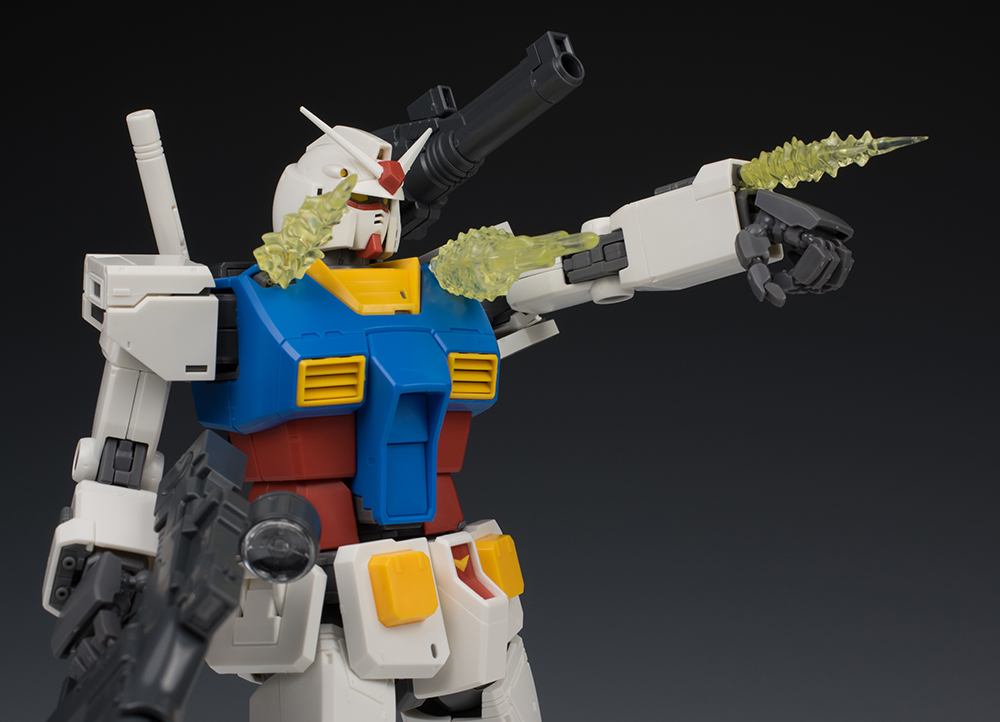 [MG] 1/100 RX-78-2 �۽�Ʈ �Ǵ� �������Ver. [7���԰��Ϸ�] [4573102628473]