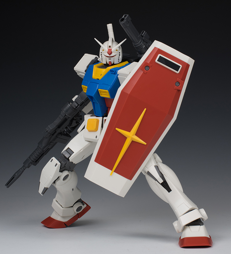 [MG] 1/100 RX-78-2 �۽�Ʈ �Ǵ� �������Ver. [7���԰��Ϸ�] [4573102628473]