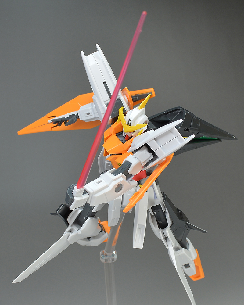 [����] [HG-OO 4] 1/144 �Ǵ� ť������ [4573102579287]