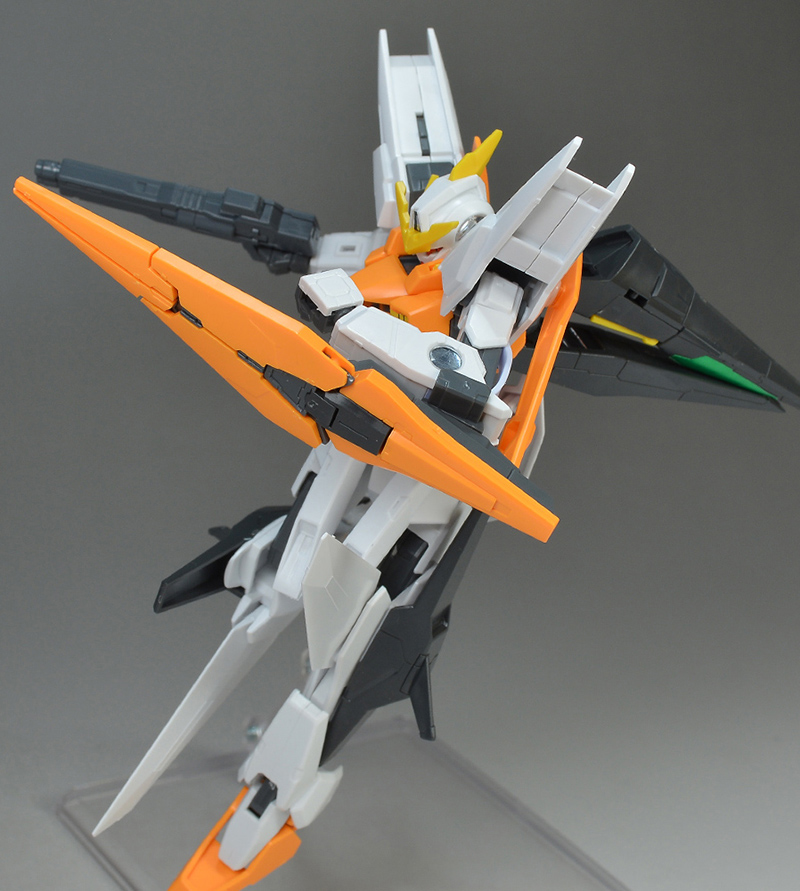 [����] [HG-OO 4] 1/144 �Ǵ� ť������ [4573102579287]