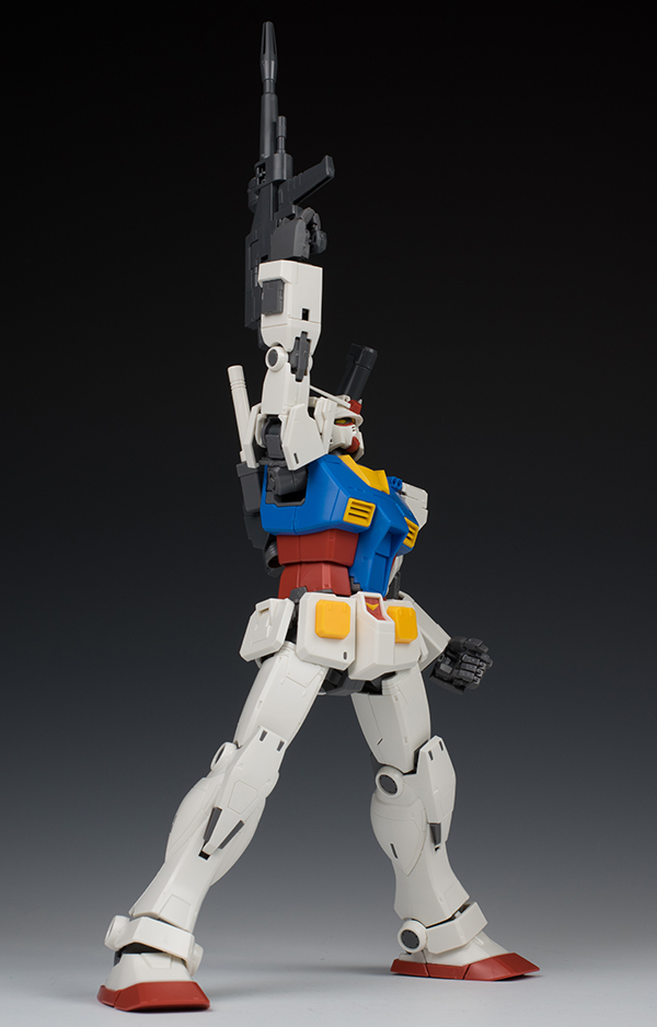 [MG] 1/100 RX-78-2 �۽�Ʈ �Ǵ� �������Ver. [7���԰��Ϸ�] [4573102628473]