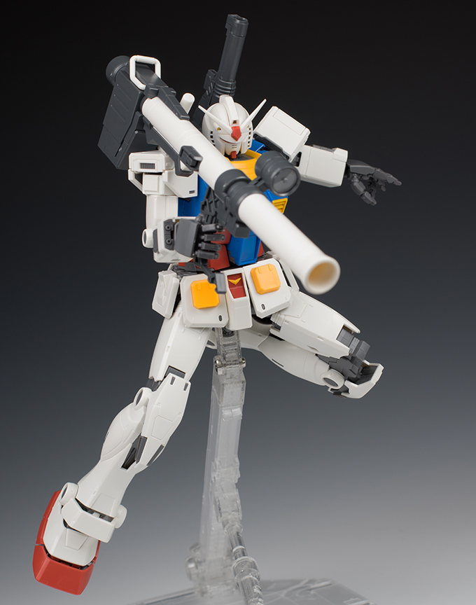 [MG] 1/100 RX-78-2 �۽�Ʈ �Ǵ� �������Ver. [7���԰��Ϸ�] [4573102628473]
