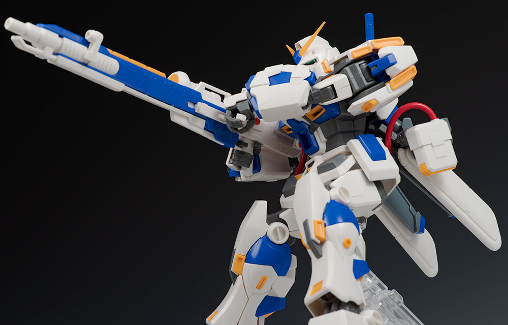 [����] [MG] 1/100 RX-78-4 �Ǵ� 4ȣ�� [4573102628374]