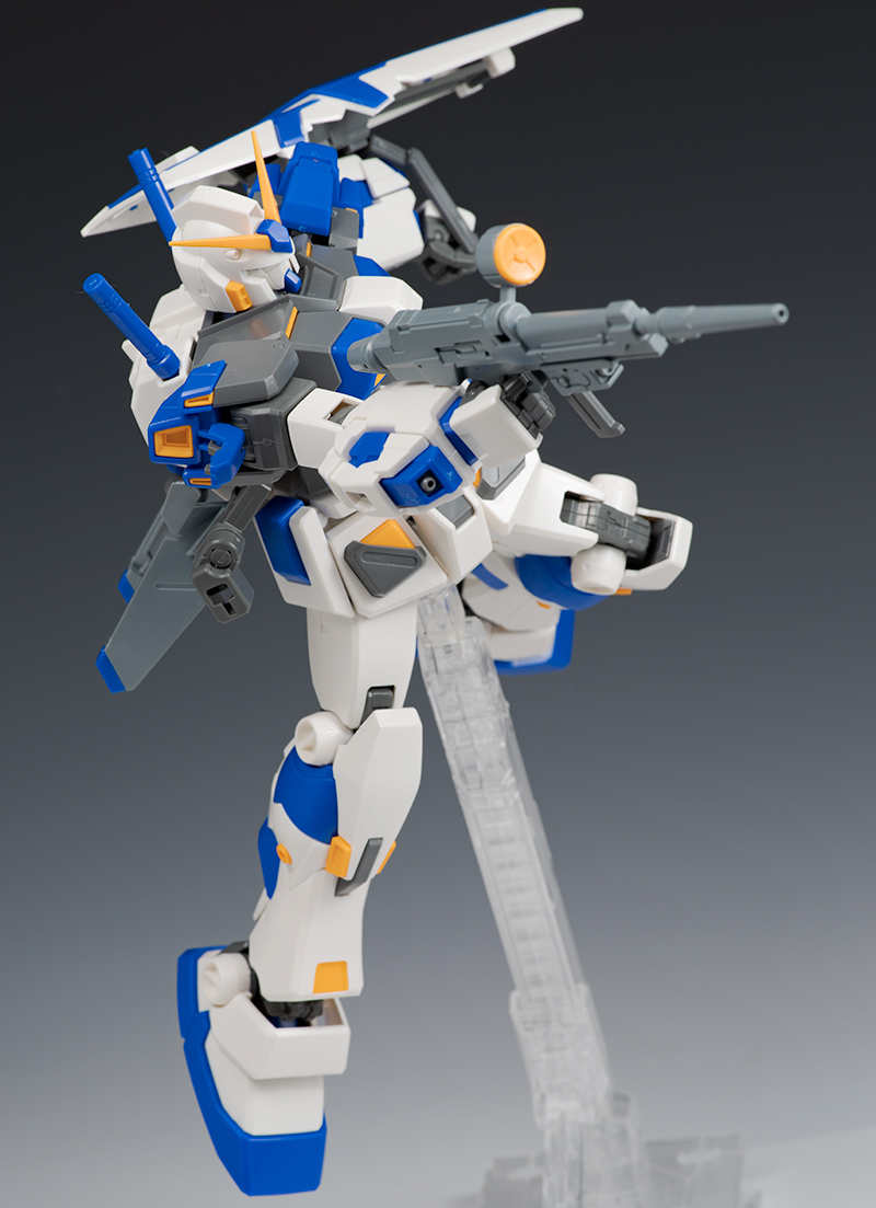 [����] [MG] 1/100 RX-78-4 �Ǵ� 4ȣ�� [4573102628374]