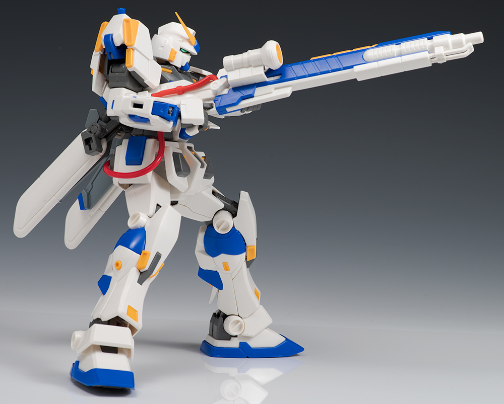 [����] [MG] 1/100 RX-78-4 �Ǵ� 4ȣ�� [4573102628374]