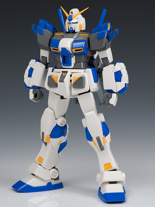 [����] [MG] 1/100 RX-78-4 �Ǵ� 4ȣ�� [4573102628374]