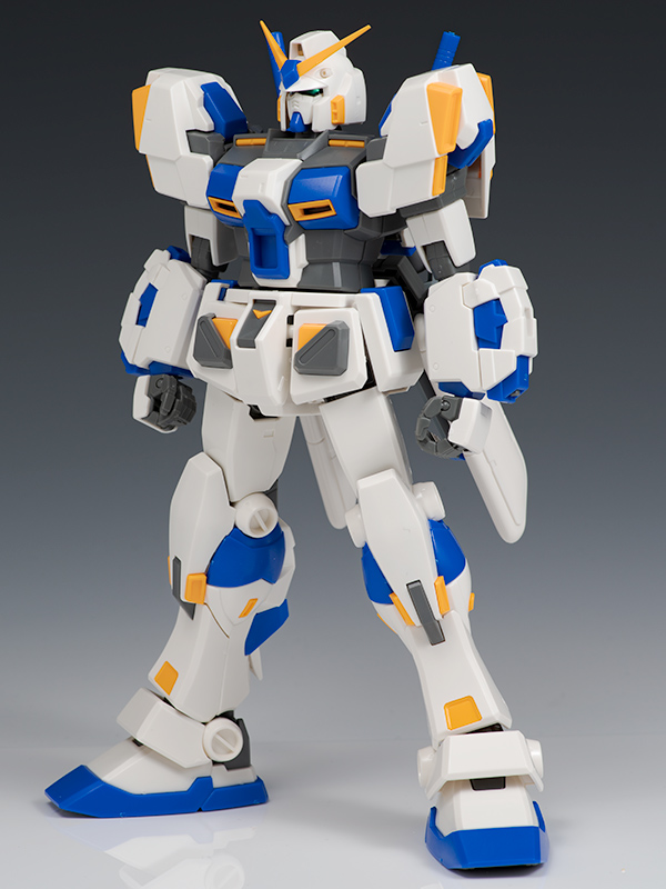[����] [MG] 1/100 RX-78-4 �Ǵ� 4ȣ�� [4573102628374]