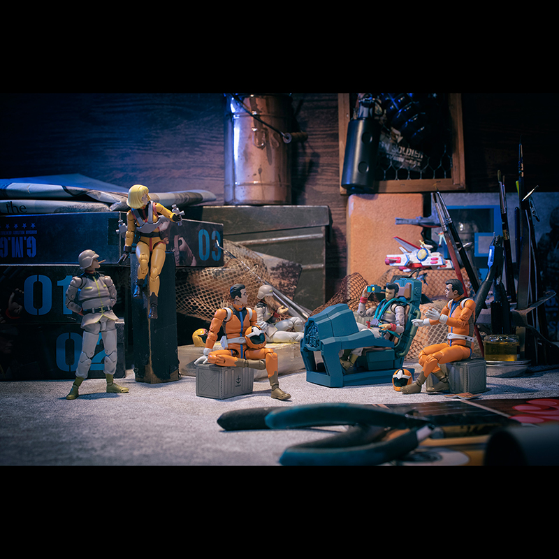 [��ȸƯ������] G.M.G 1/18 �⵿���� �Ǵ� �������決 04/05/06 ��Ʈ �ڽ� [6���԰��Ϸ�] [4535123832475]