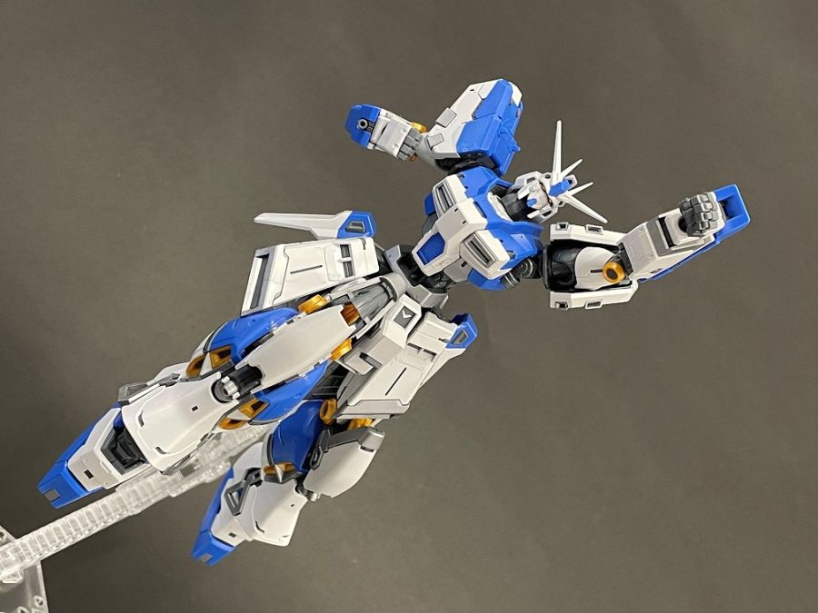 [����] [RG 36] 1/144 ���̴� �Ǵ� [4573102619150]