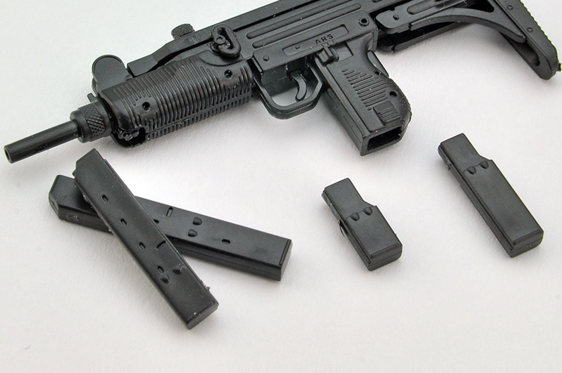 [��Ʋ�Ƹ�] [LA084] 1/12 SMG-UZŸ�� [7���԰��Ϸ�] [4543736322986]