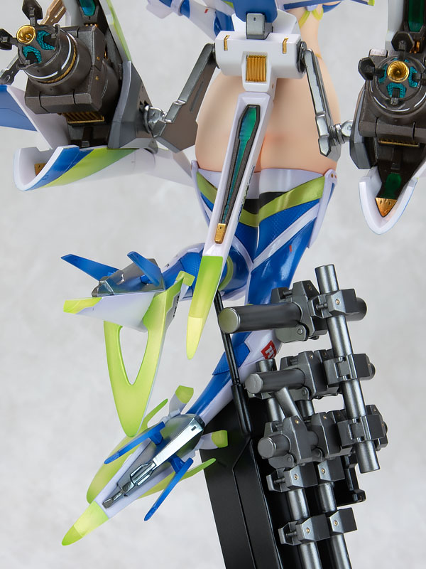 THE ELDORA/MODEL - �ٴ� ���� �÷��� ���Ǿ� F �Ÿ�  [4902273503423]