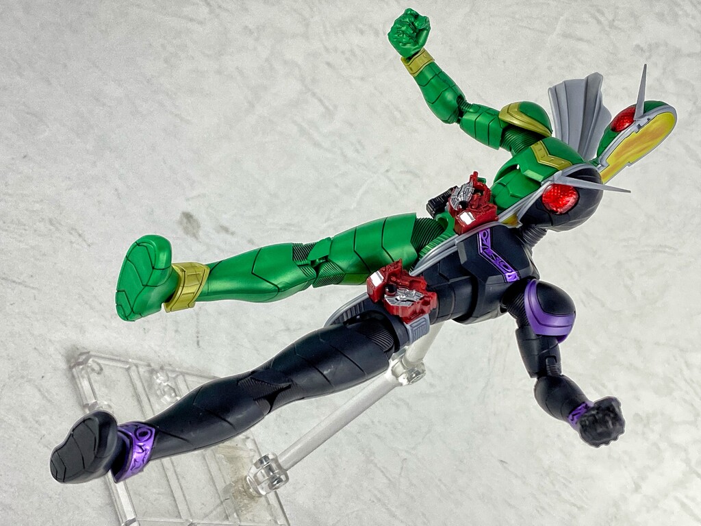 [�ǱԾ������ ���Ĵٵ�] ������̴� ���� ����Ŭ�� ��Ŀ [7���԰��Ϸ�] [4573102578464]