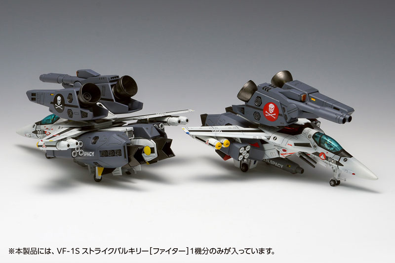 1/100 �ʽð���� ��ũ�ν� - VF-1S ��Ʈ����ũ ��Ű�� ������ ��ġ�� ��ī��/���� ��Ŀ�� [9���԰��Ϸ�] [4943209190690]