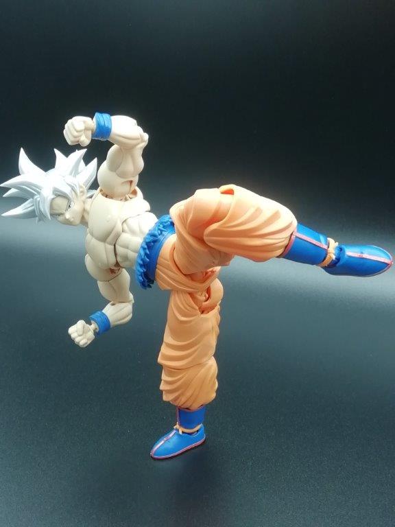 [����] [�ǱԾ������ ���Ĵٵ�] �巡�ﺼ ���� - �տ���(���ǽ��� ����) [4573102557100]