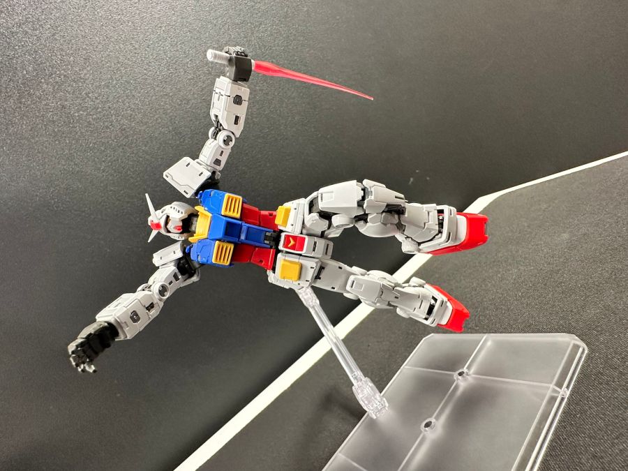 [RG 40] 1/144 RX-78-2 �۽�Ʈ �Ǵ�Ver.2.0 [12���԰��Ϸ�] [4573102671554]