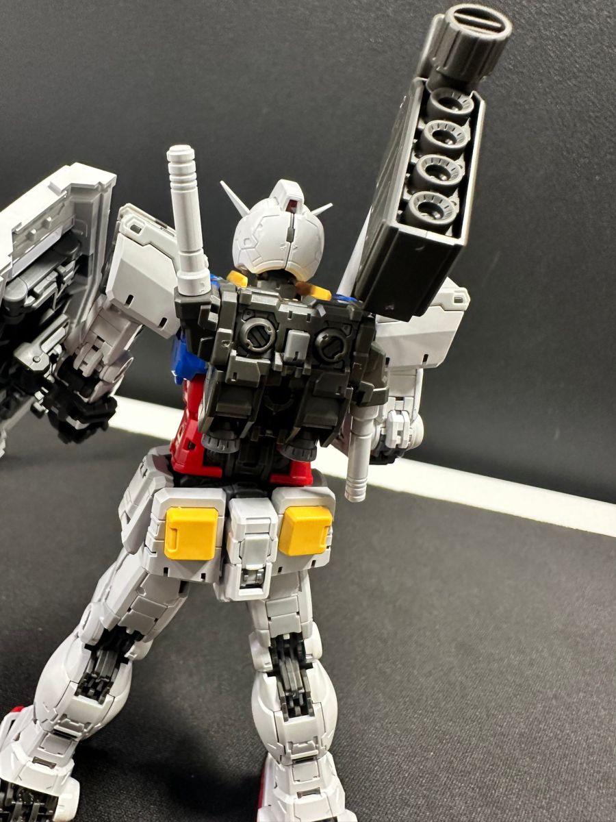 [RG 40] 1/144 RX-78-2 �۽�Ʈ �Ǵ�Ver.2.0 [12���԰��Ϸ�] [4573102671554]