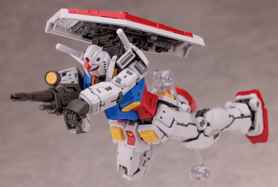 [RG 40] 1/144 RX-78-2 �۽�Ʈ �Ǵ�Ver.2.0 [12���԰��Ϸ�] [4573102671554]