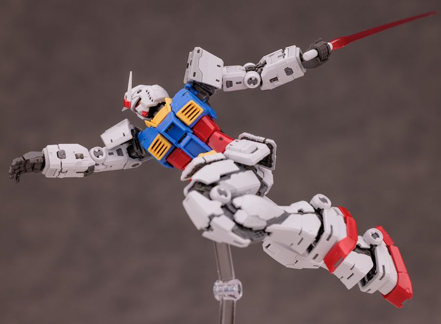 [RG 40] 1/144 RX-78-2 �۽�Ʈ �Ǵ�Ver.2.0 [12���԰��Ϸ�] [4573102671554]