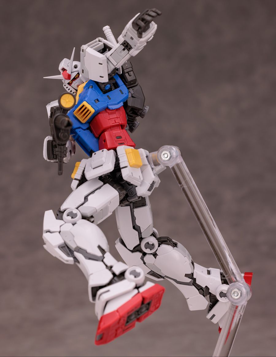 [RG 40] 1/144 RX-78-2 �۽�Ʈ �Ǵ�Ver.2.0 [12���԰��Ϸ�] [4573102671554]