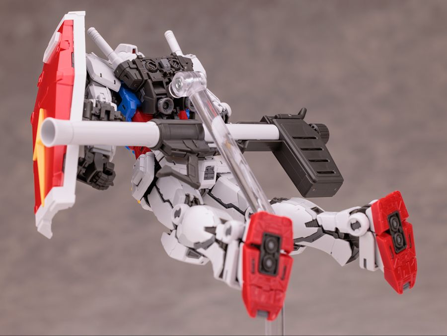 [RG 40] 1/144 RX-78-2 �۽�Ʈ �Ǵ�Ver.2.0 [12���԰��Ϸ�] [4573102671554]