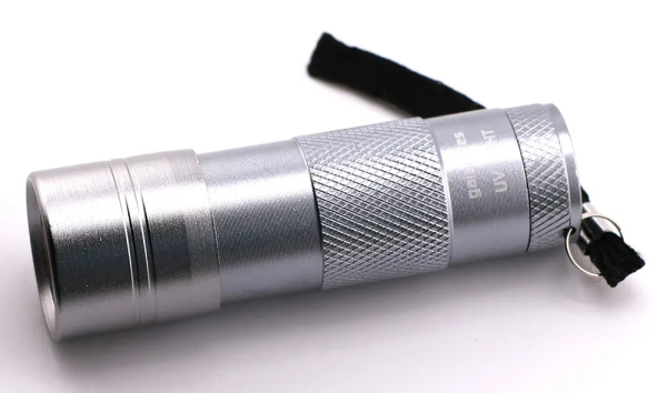 M-09s ���� UV����Ʈ [4571180810421]