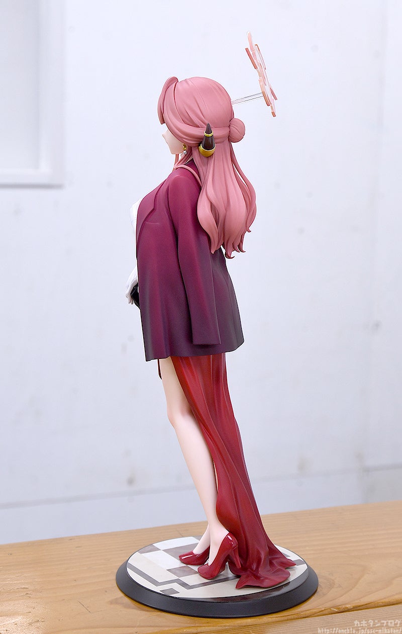 [����] 1/7 ���� ��ī�̺� - ������ġ�� �Ʒ�(�巹��) [4571697186125]