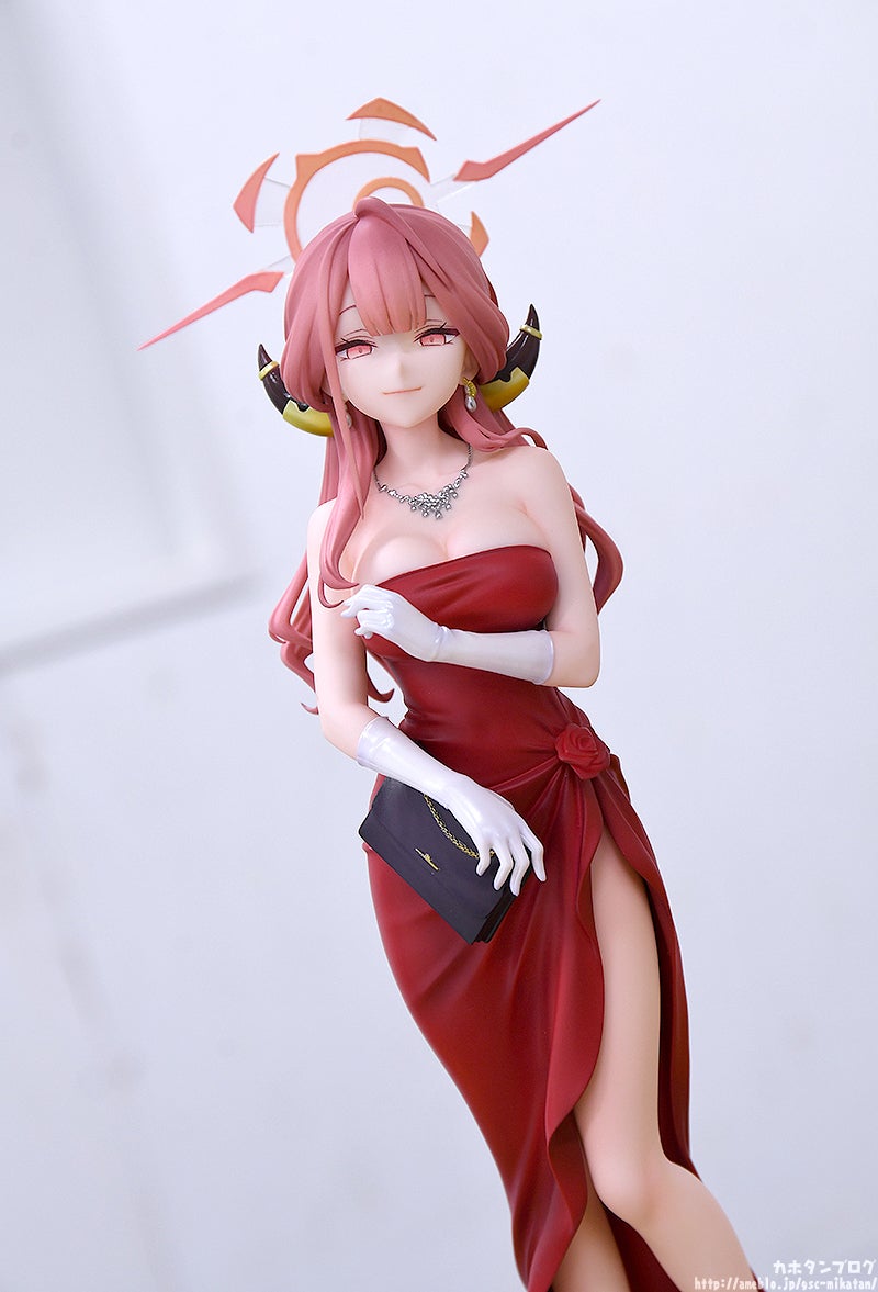 [����] 1/7 ���� ��ī�̺� - ������ġ�� �Ʒ�(�巹��) [4571697186125]