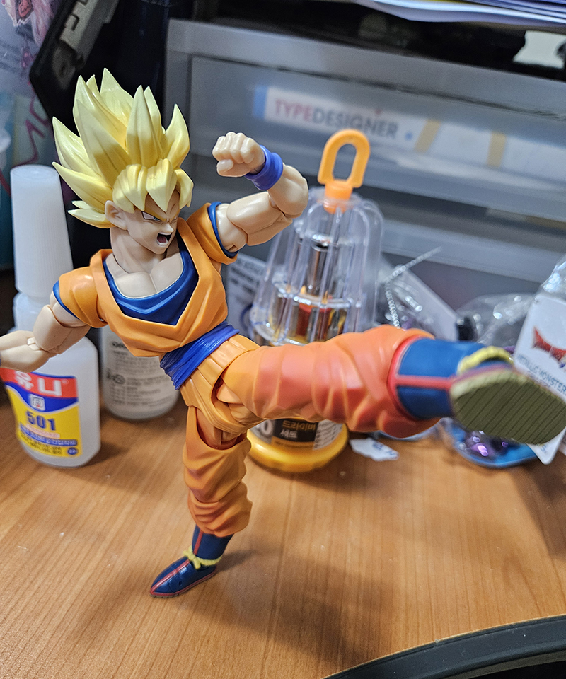 [����ǰ] [S.H.Figuarts] �巡�ﺼZ - ���� ���̾��� �տ��� ������ ���� [1���԰��Ϸ�] [4573102676122]