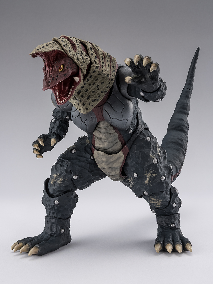 [����] [S.H.Figuarts] ��Ʈ��� Ƽ�� - �ʰ��뱫�� ������ 30�ֳ� ��� ����� [4573102721709]