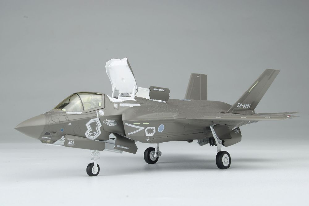 1/72 �װ������� F-35B ����Ʈ��II �ŴٿͶ� ���� ��202����� [5���԰�����] [4545782130089]